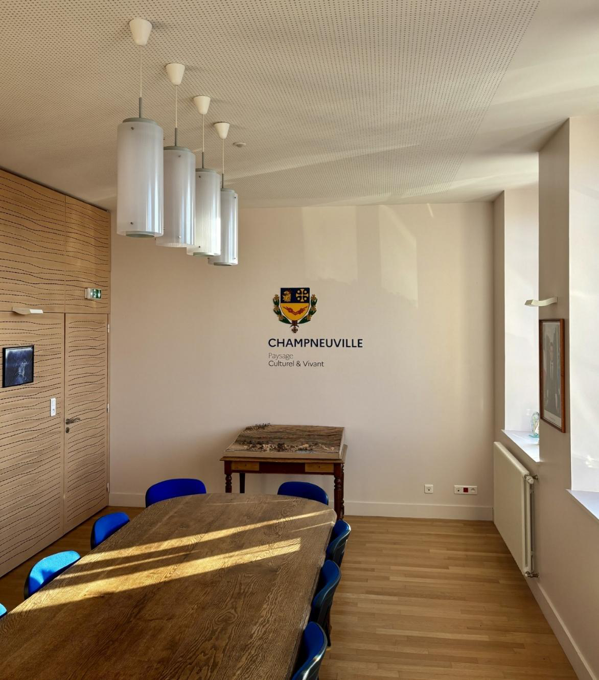 Intérieur de la mairie de Champneuville